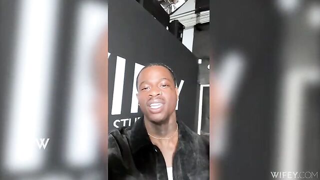 Замужняя блондинка Участвует в шоу Хотвайфинг